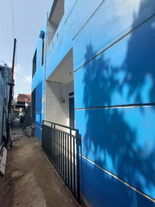 dijual rumah jalan batu jagakarsa