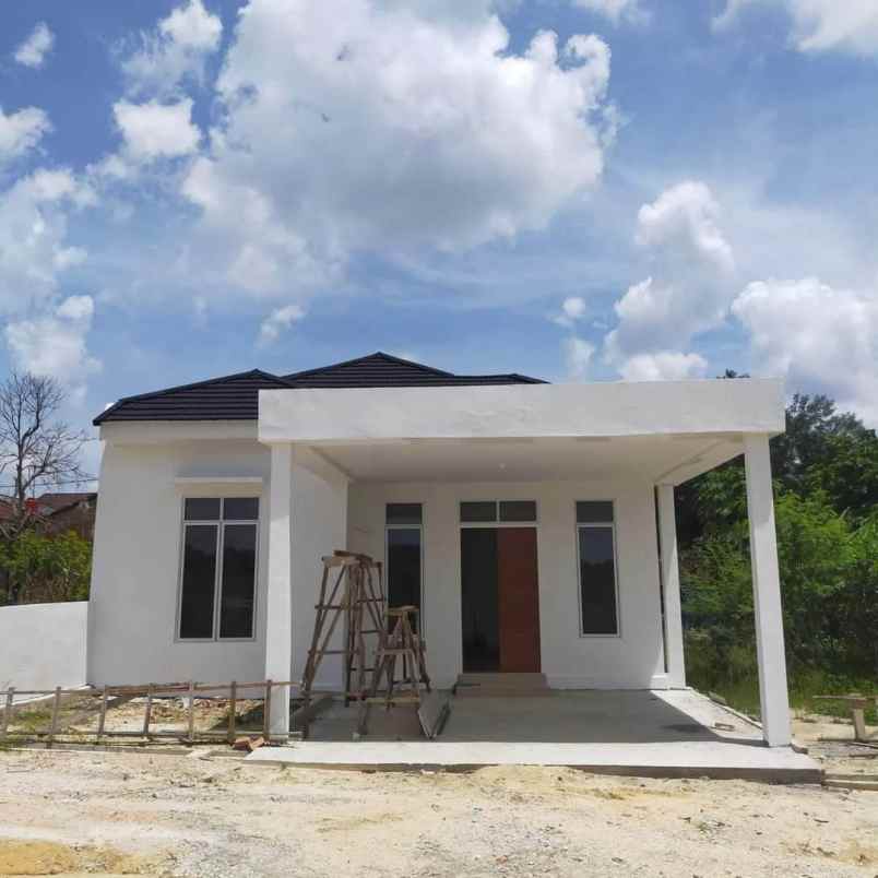 dijual rumah jalan delima pekanbaru