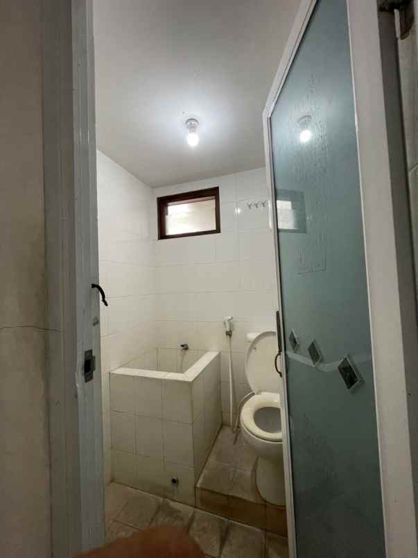 dijual rumah jalan imogiri barat