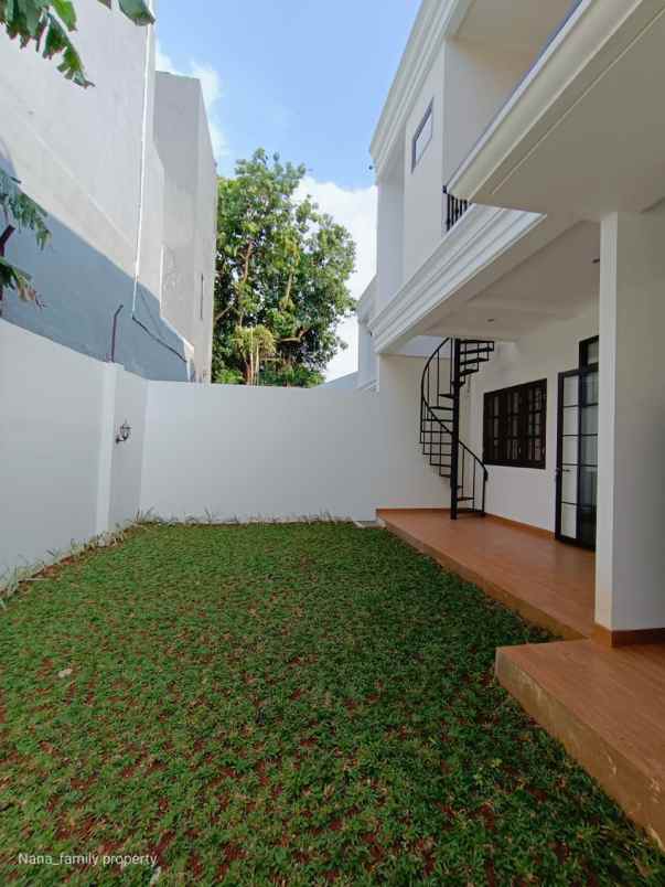 dijual rumah jalan kavling deplu adam malik