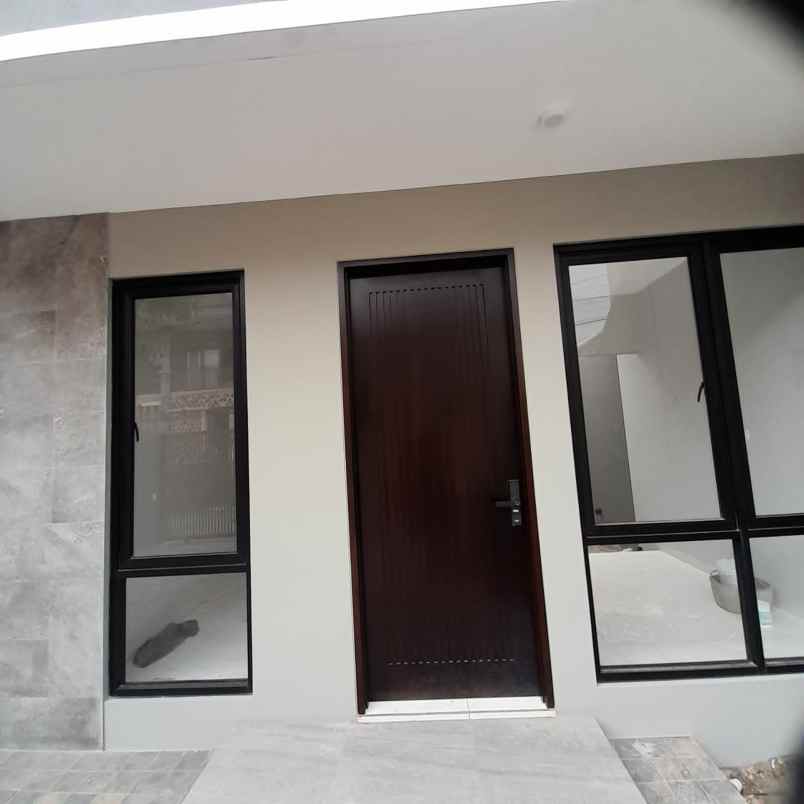 dijual rumah jalan kembar timur