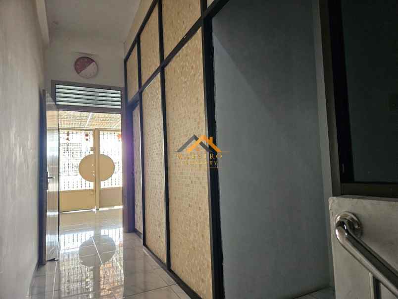 dijual rumah jalan m h thamrin medan