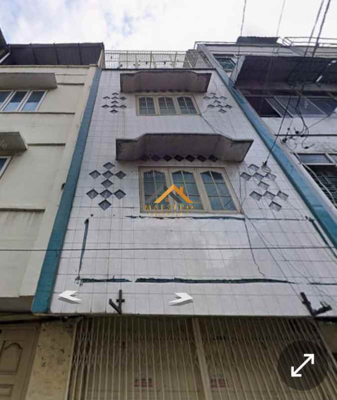 dijual rumah jalan m h thamrin medan