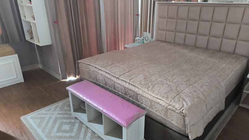 dijual rumah jalan pakuwon city