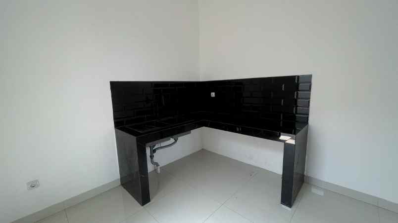 dijual rumah jalan pendidikan