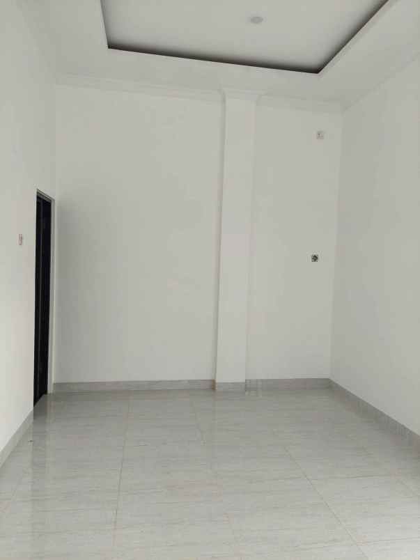 dijual rumah jalan soekarno hatta pekanbaru