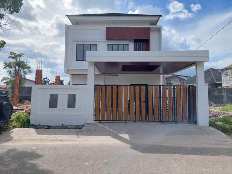 dijual rumah jalan soekarno hatta pekanbaru