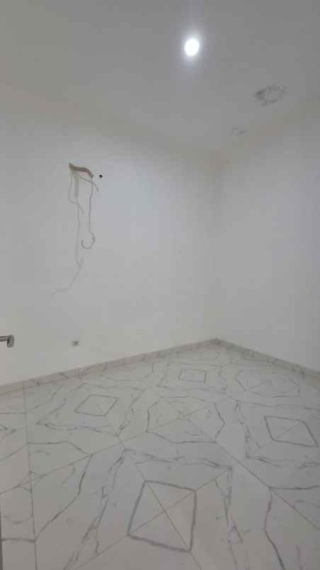 dijual rumah janur kuning residence