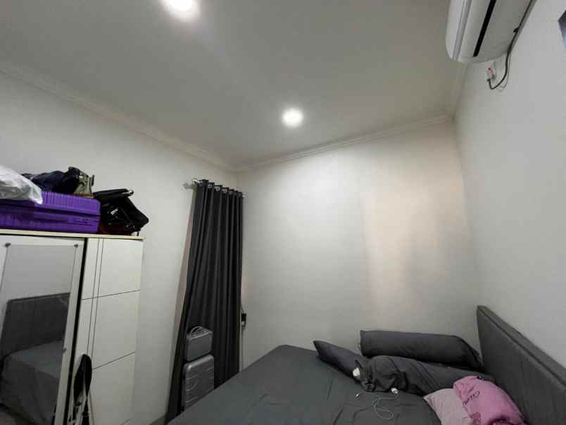 dijual rumah jatimekar