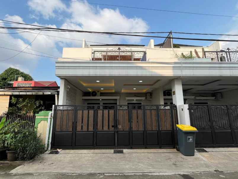 dijual rumah jatimekar