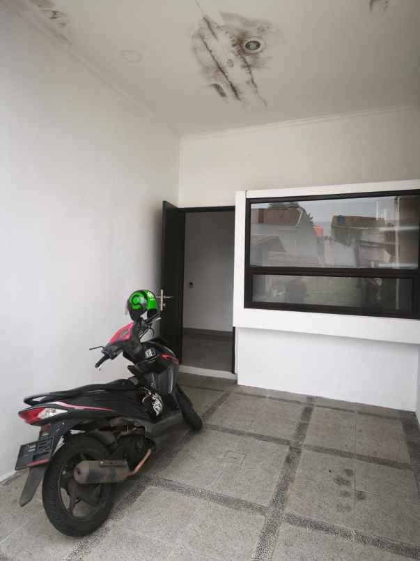 dijual rumah jatisari jatiasih bekasi