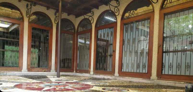 dijual rumah jemursari