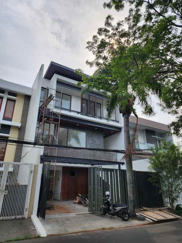 dijual rumah jk155