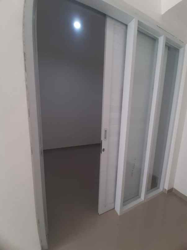 dijual rumah jl al hidayah