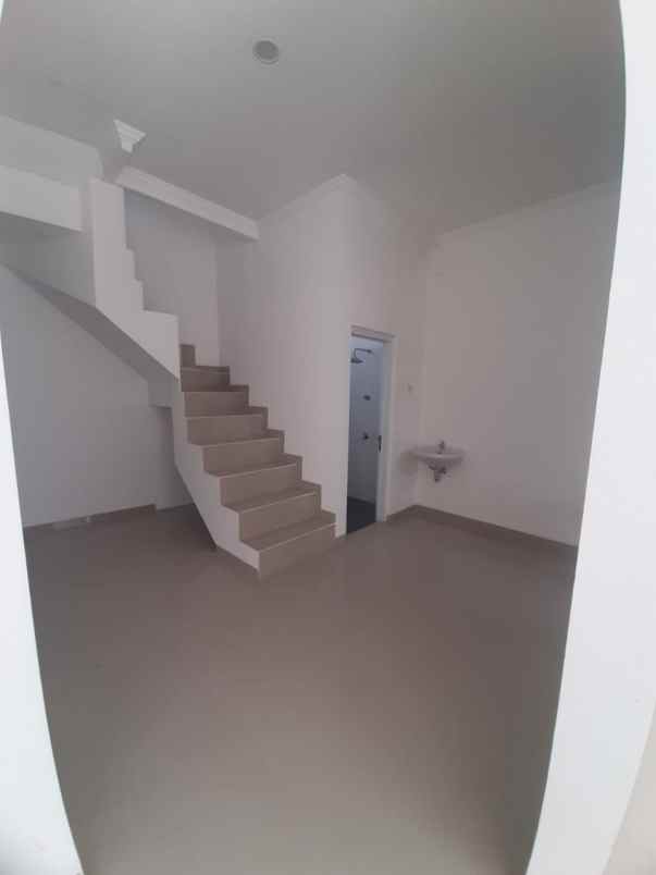 dijual rumah jl al hidayah