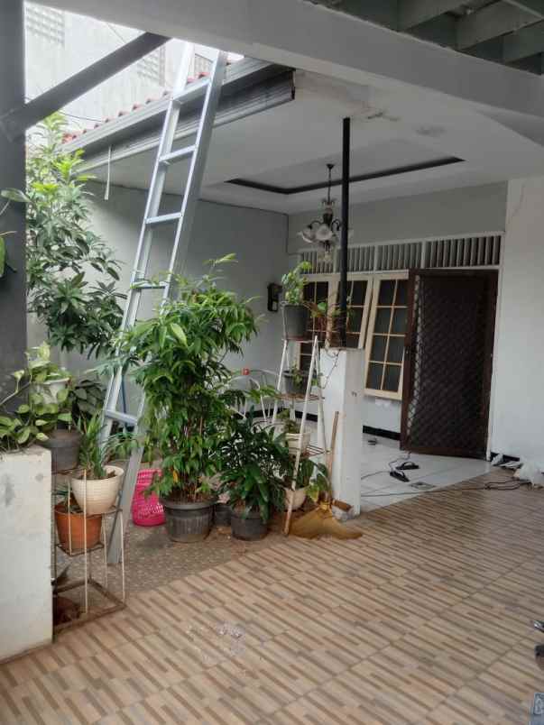 dijual rumah jl buaran raya duren sawit