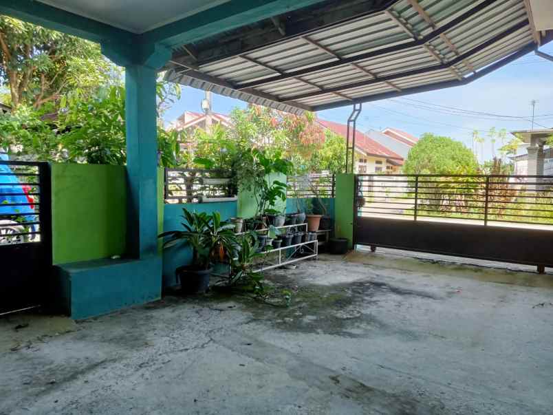 dijual rumah jl cipta karya