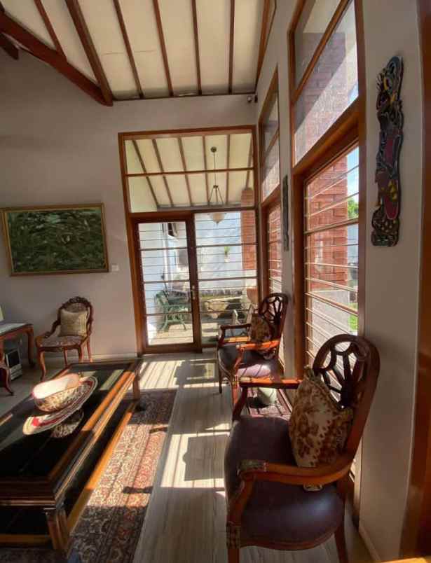 dijual rumah jl dalem wangi dago