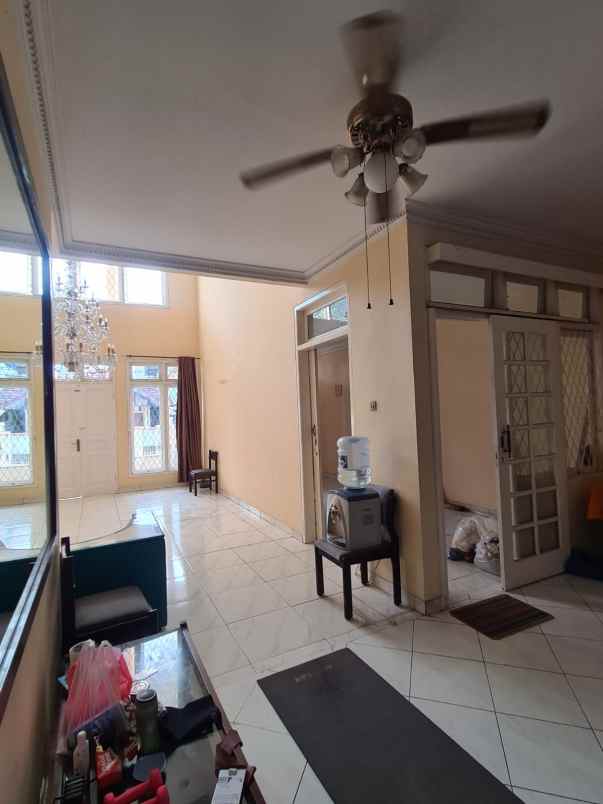 dijual rumah jl eramas 2000 pulogebang