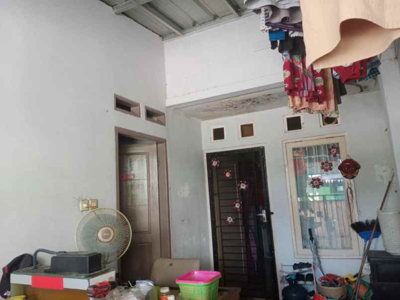 dijual rumah jl gladiol raya