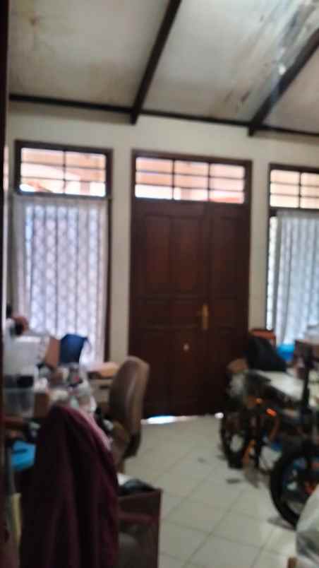 dijual rumah jl gunung raya tangerang