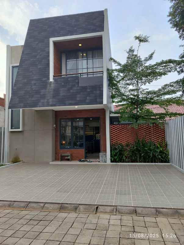 dijual rumah jl h asmawi