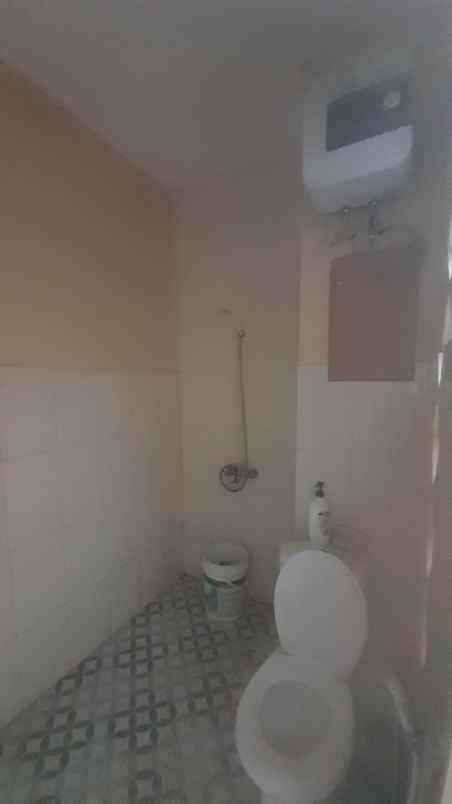 dijual rumah jl jelambar selatan