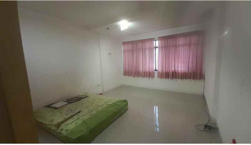 dijual rumah jl jelambar selatan