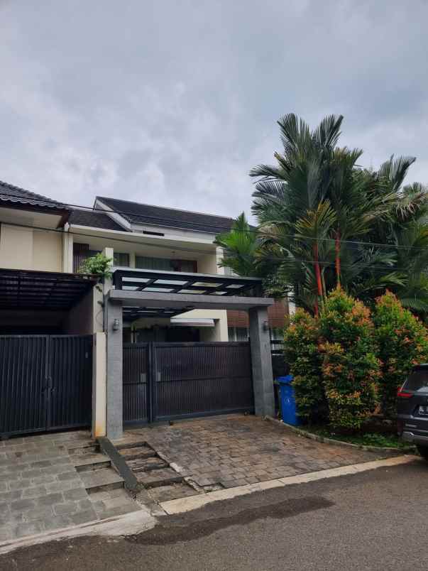dijual rumah jl kencana indah pondok