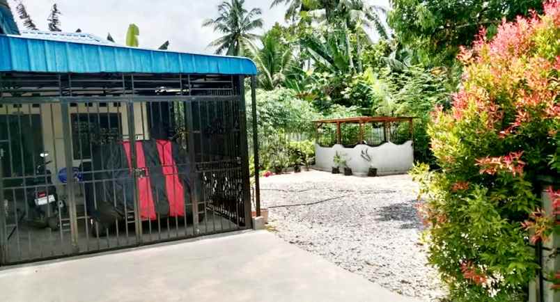 dijual rumah jl lintas pematang siantar