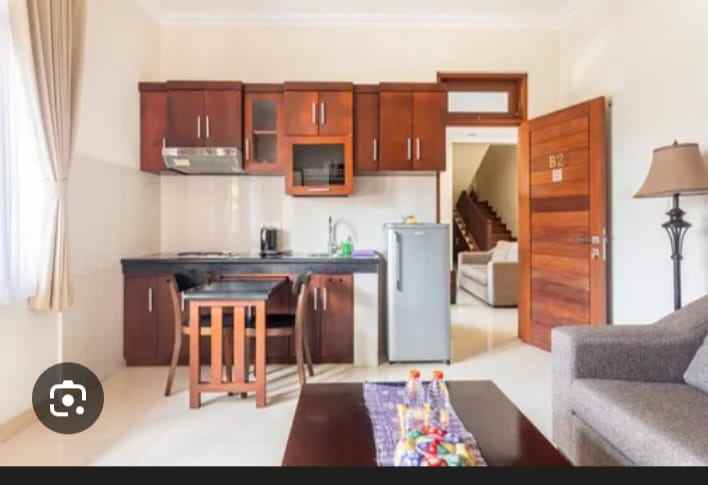 dijual rumah jl mohammad yamin renon