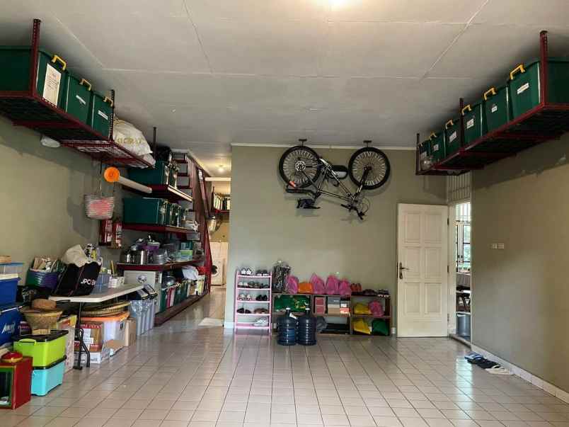 dijual rumah jl pinang