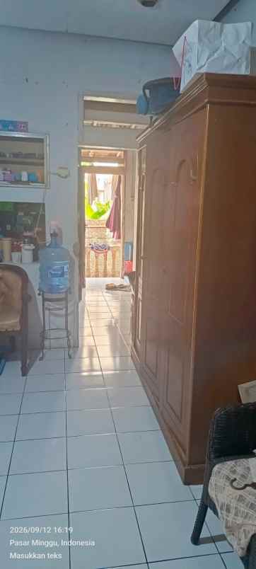 dijual rumah jl raya cilandak marinir