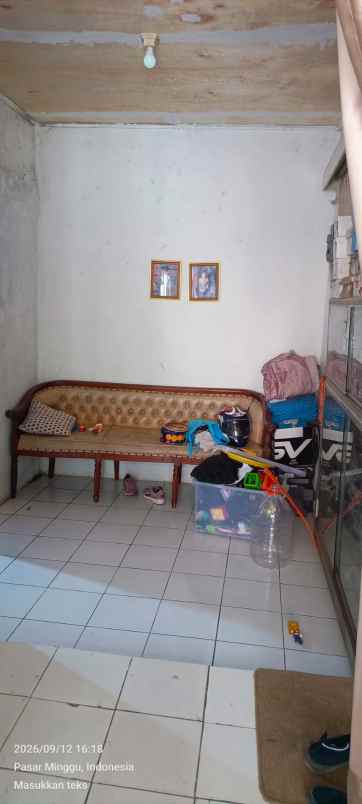 dijual rumah jl raya cilandak marinir