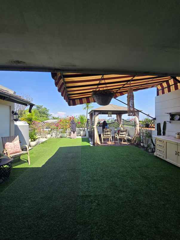 dijual rumah jl raya condet balekambang