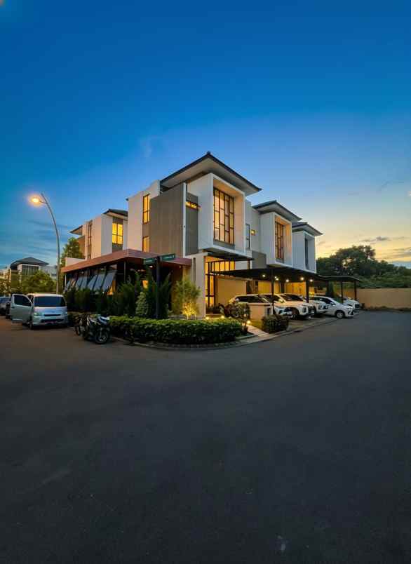 dijual rumah jl raya jakarta garden