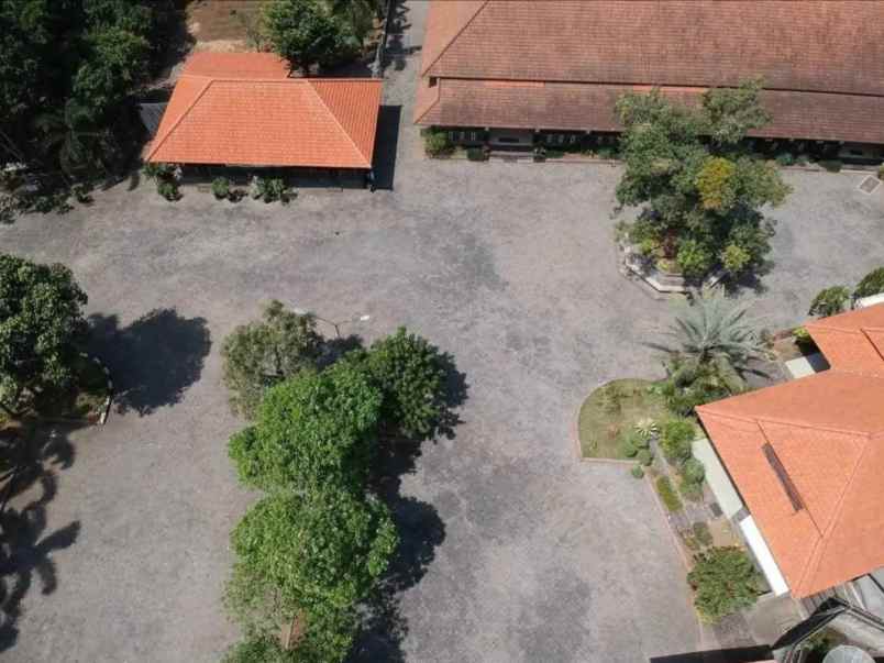 dijual rumah jl raya purwodadi