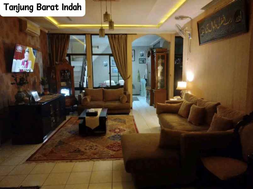 dijual rumah jl raya tanjung barat