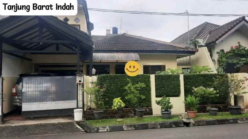 dijual rumah jl raya tanjung barat