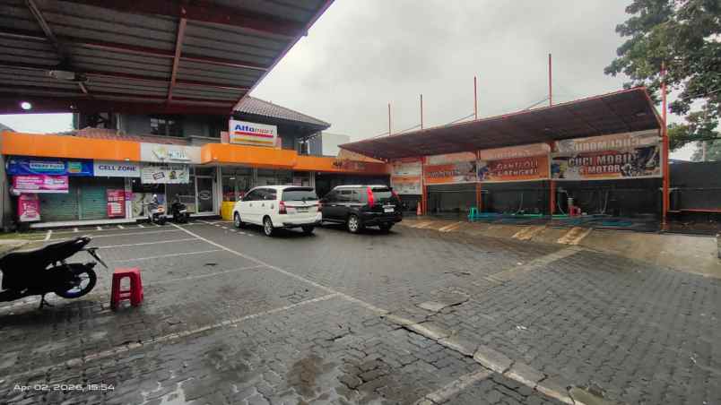 dijual rumah jl surapati