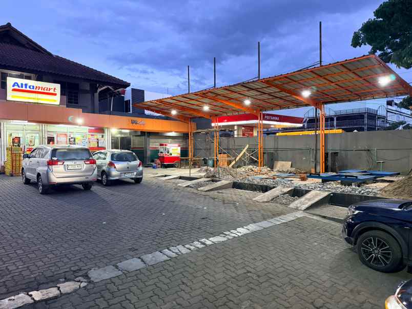 dijual rumah jl surapati