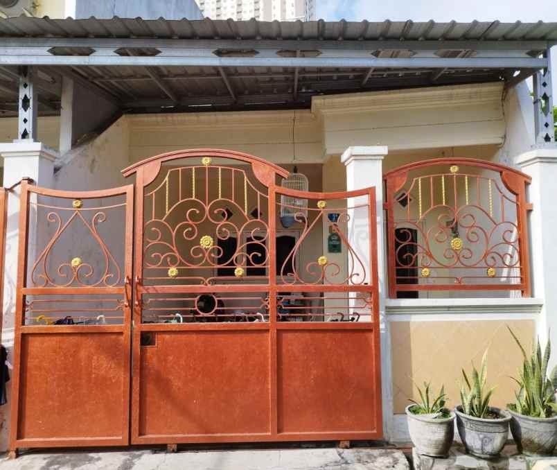 dijual rumah kalijudan