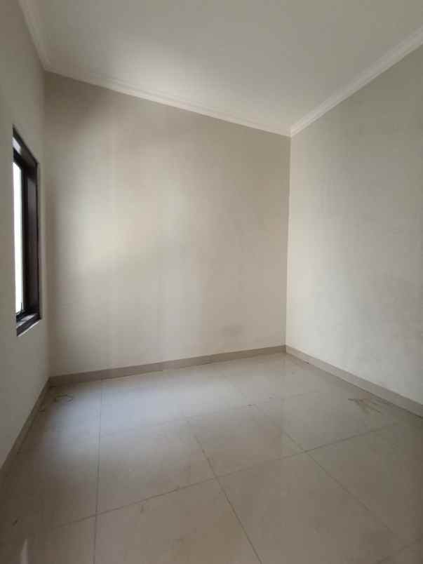 dijual rumah kalimulya dekat smkn 3 depok