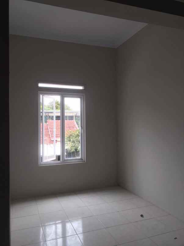 dijual rumah kalimulya perumahan taman