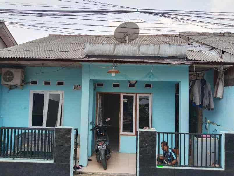 dijual rumah kampung bagus di pancoran mas depok
