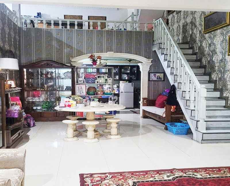 dijual rumah kampung rawa