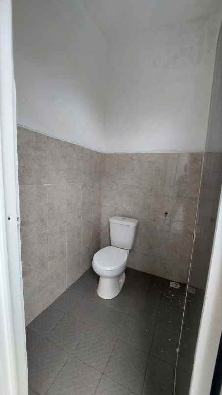 dijual rumah karangploso