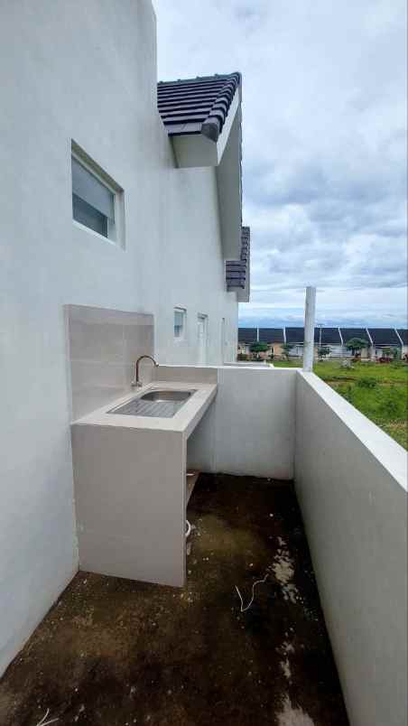 dijual rumah karangploso