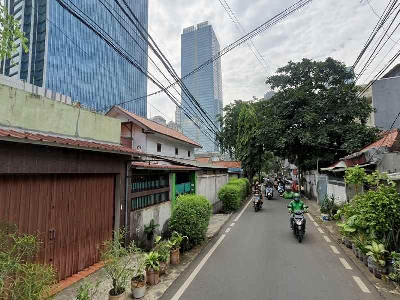 dijual rumah karet tengsin