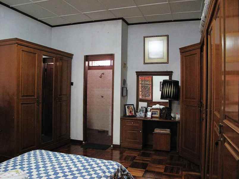 dijual rumah kaveling deplu adam malik